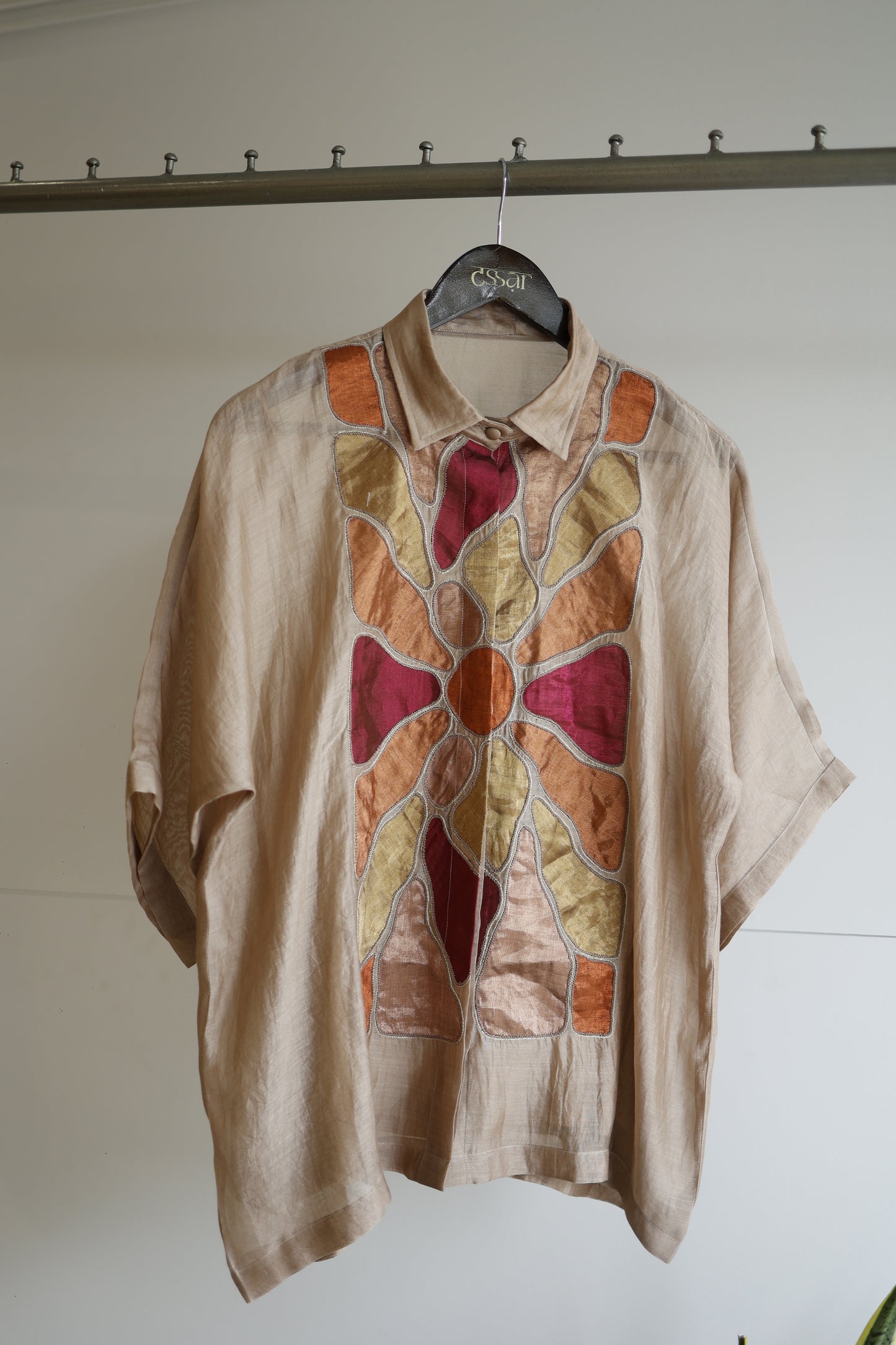EEDA FULL PATCH SHIRT - BEIGE