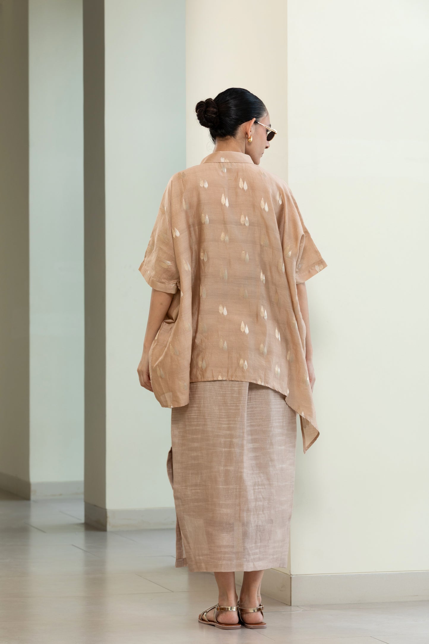 Asymmetrical Rose Shirt - Beige