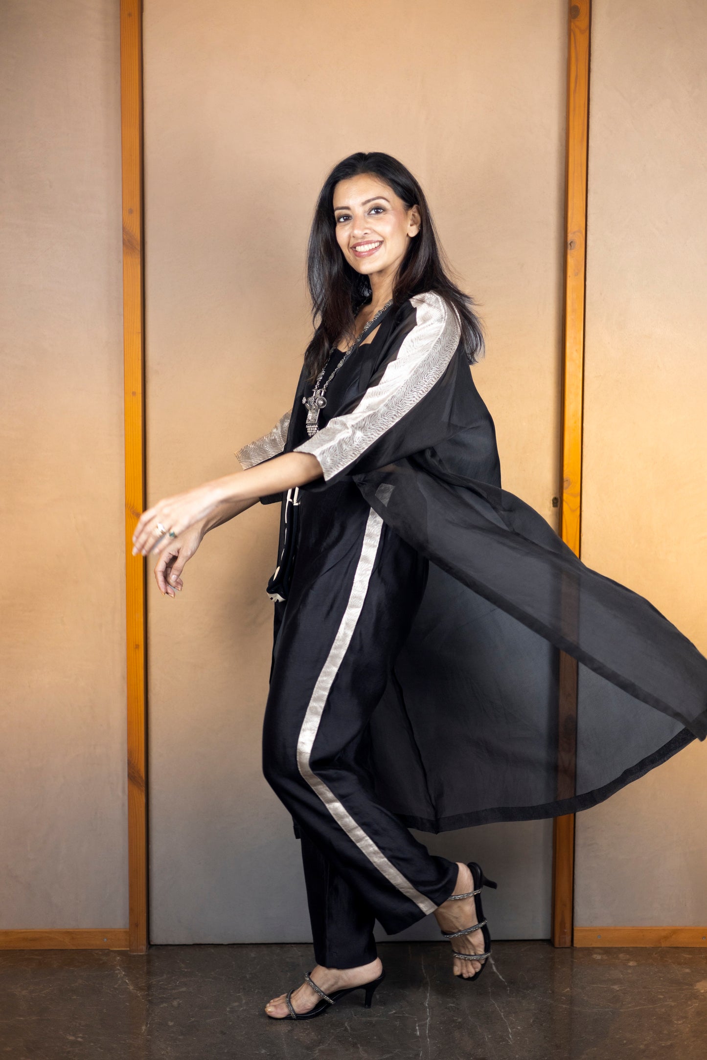 Chamak Long Coat With Coords -Black