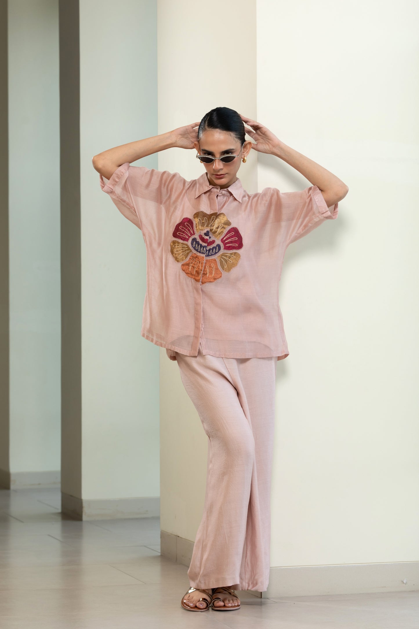 Eeda Round Patch Shirt - Pink
