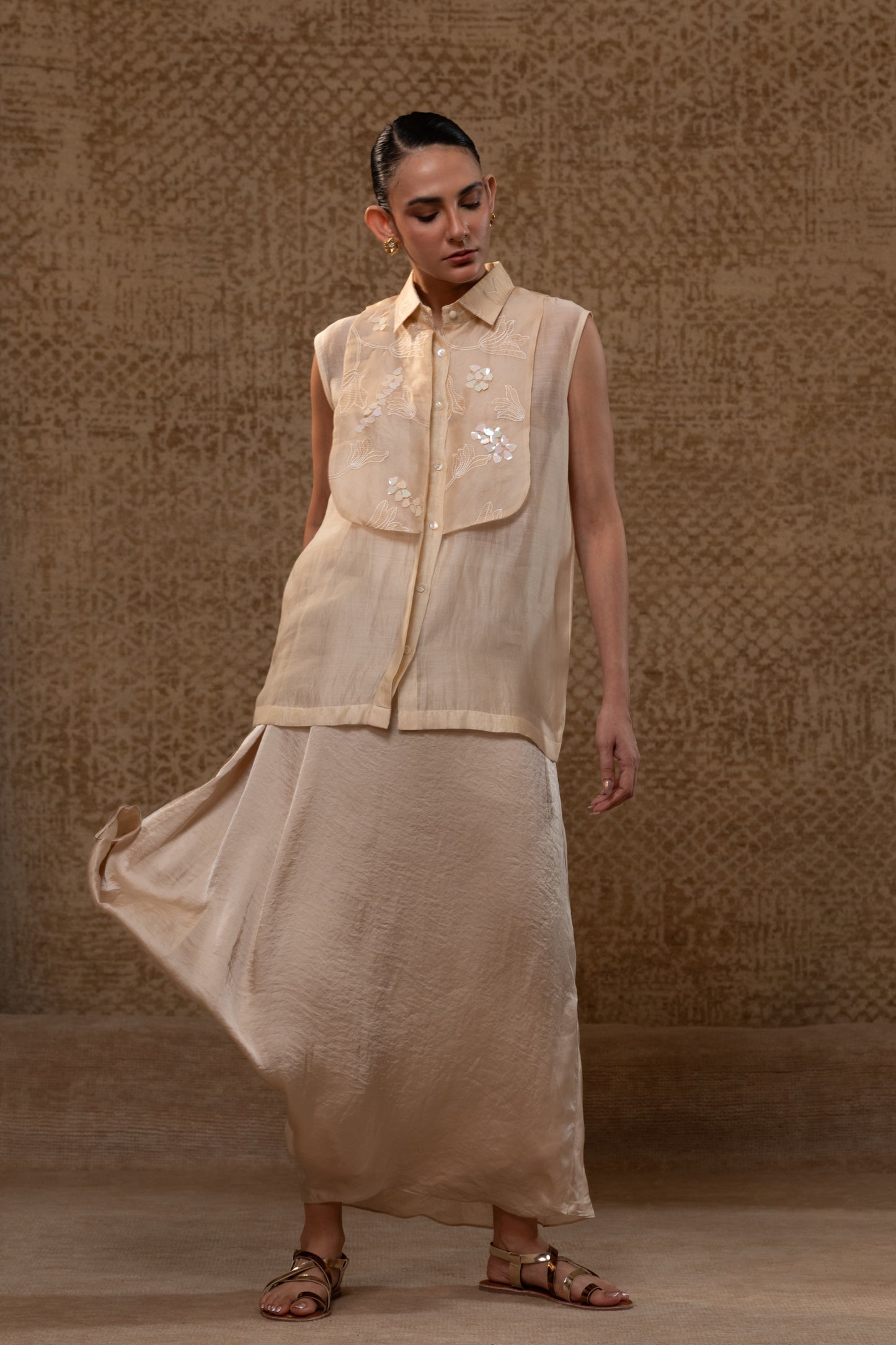 Taral Applique Yolk Shirt Skirt Set - Off-White