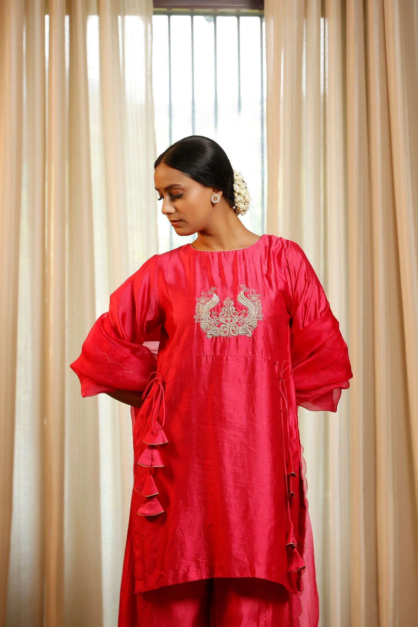 Noor Pink Dori Short Kurta Set