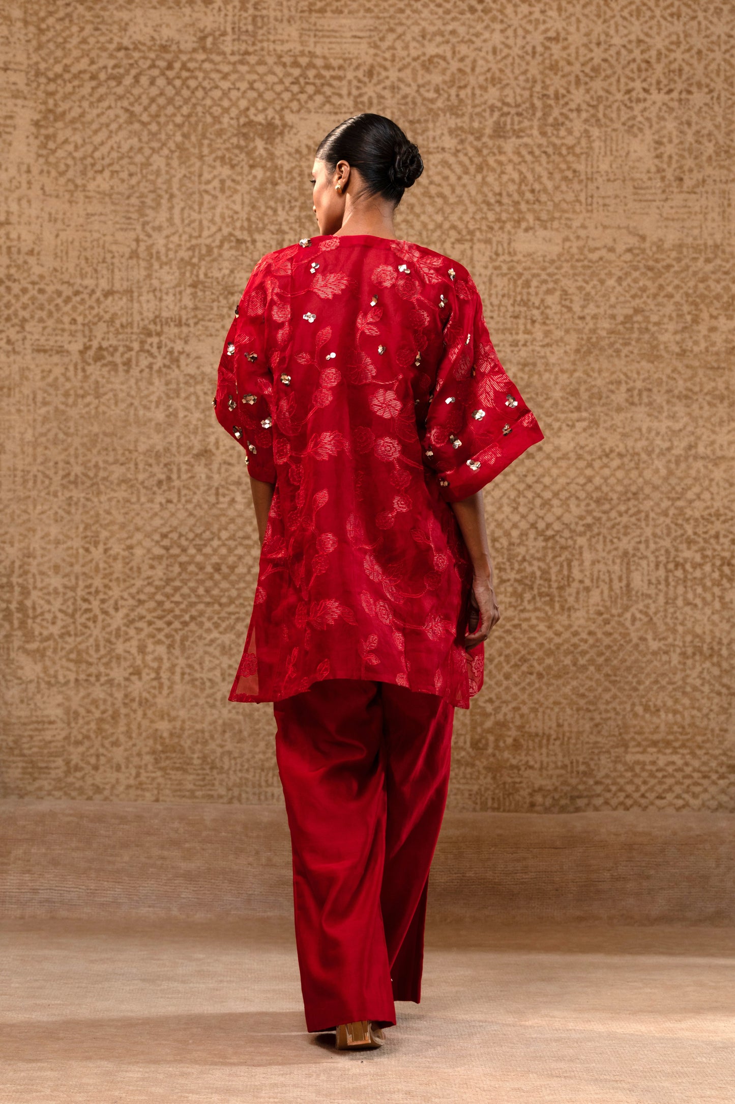 Taral Applique Kurta Set - Red