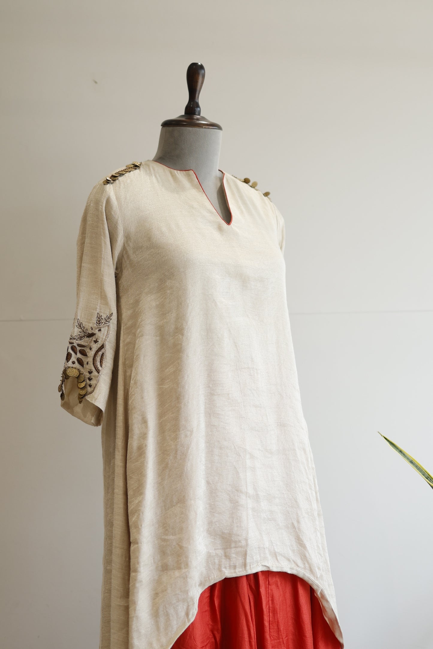 Parv - Silver Red Kurta Set