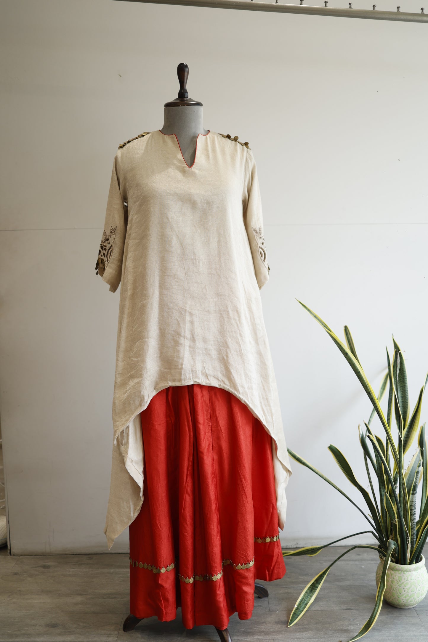 Parv - Silver Red Kurta Set