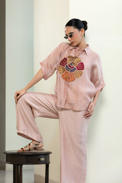 Eeda Round Patch Shirt - Pink