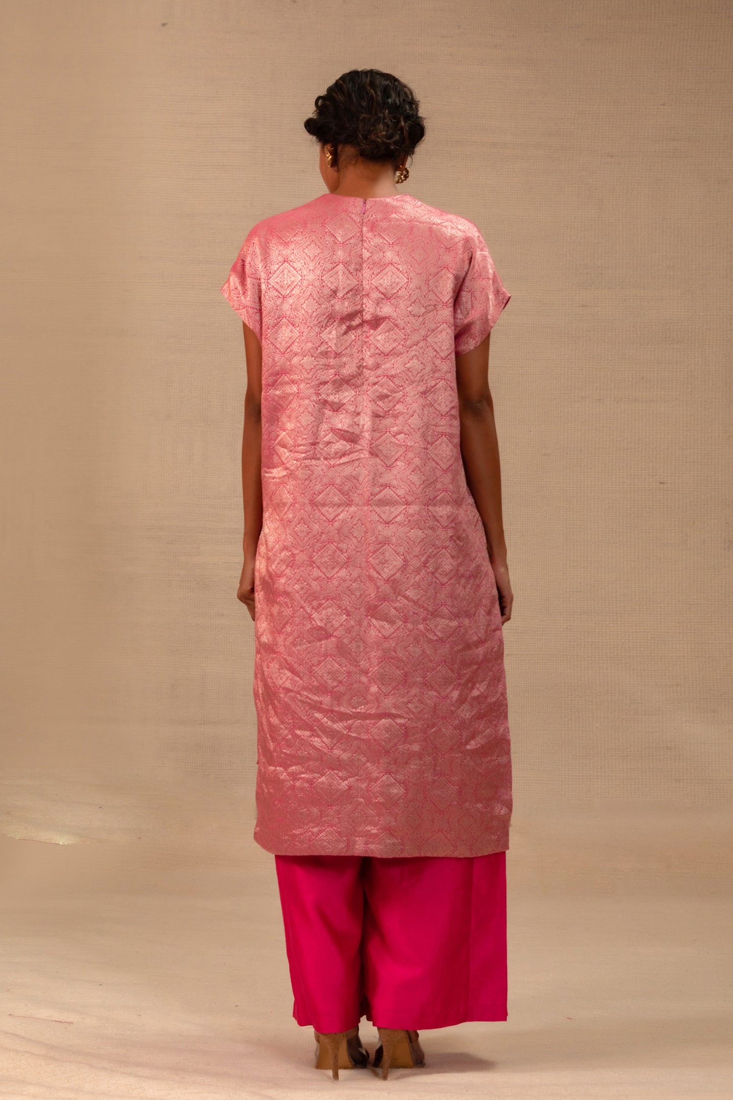 Eeda Silk Brocade Drop Shoulder Kurta Set - Pink