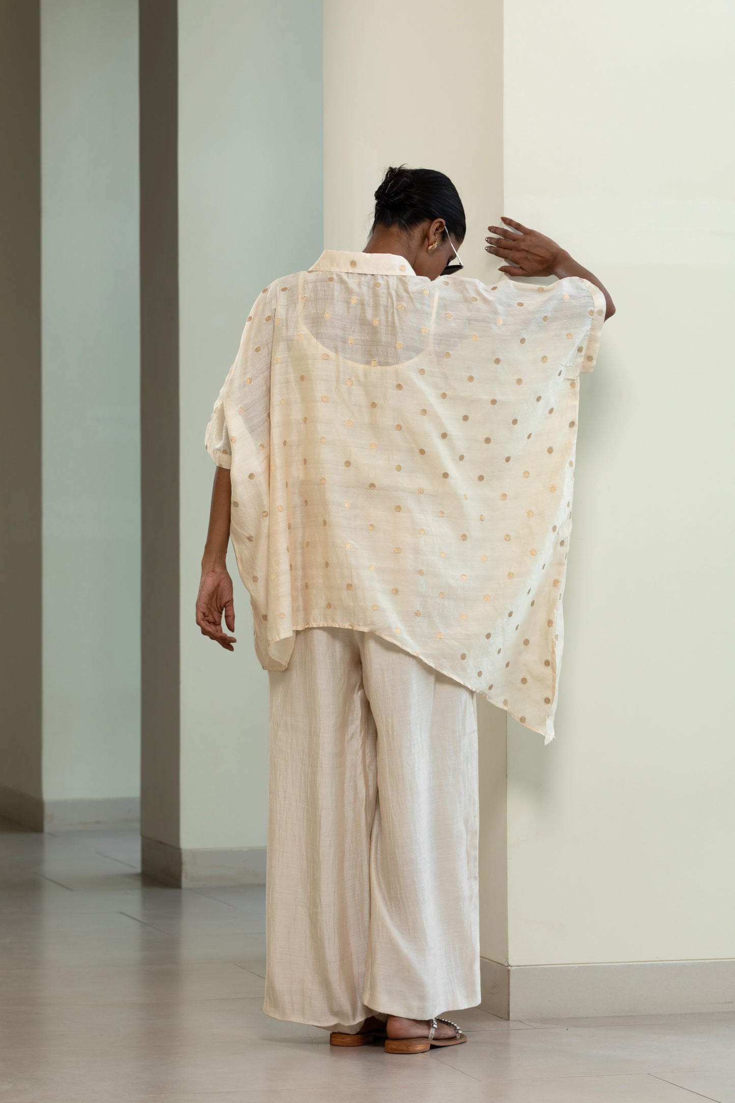 Asymmetrical Rose  Shirt - Off-White