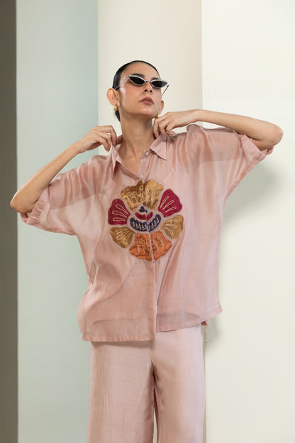 Eeda Round Patch Shirt - Pink