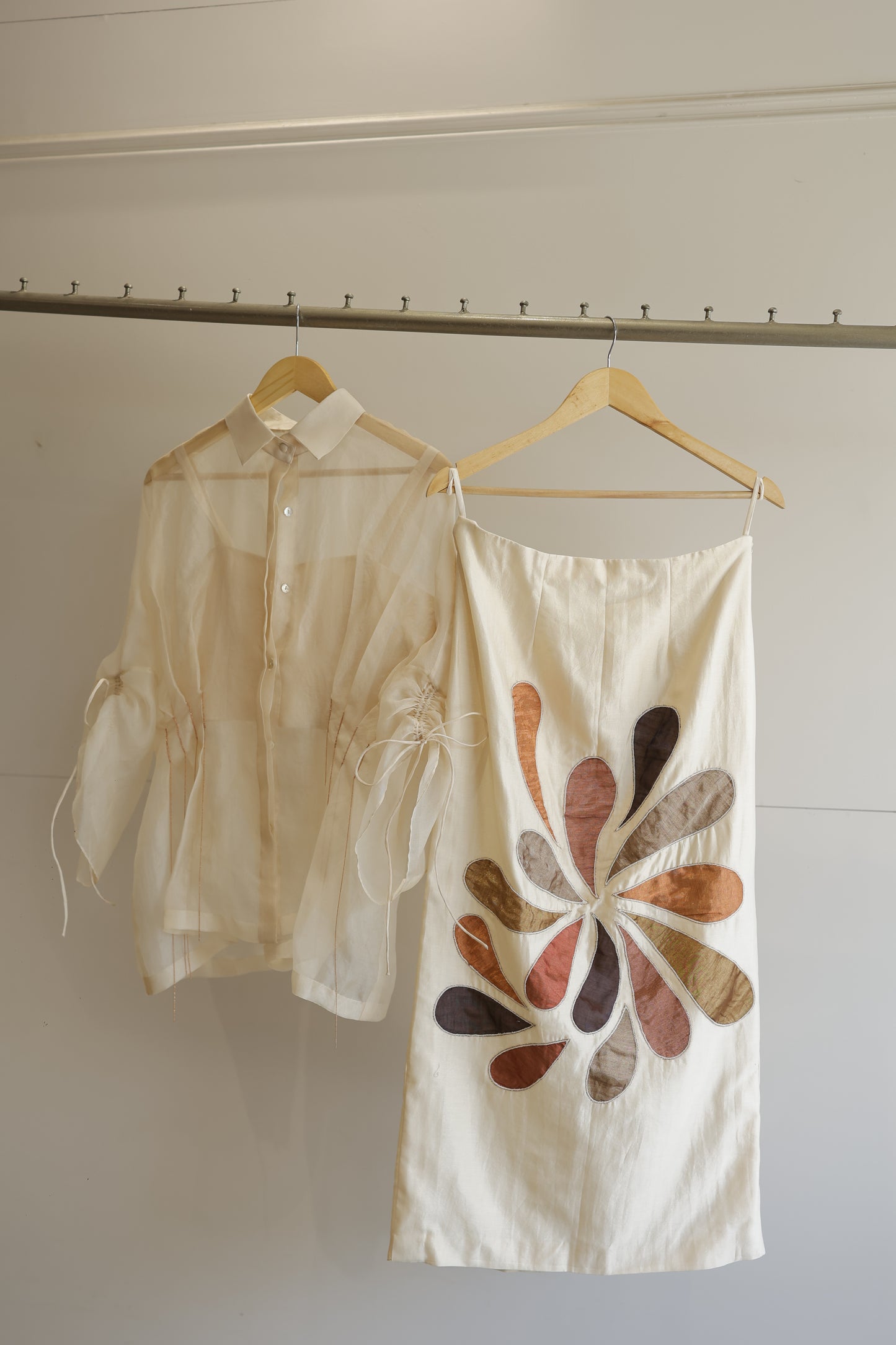 eeda ivory silk organza pleated shirt with chanderi skirt set, front view, handcrafted in Varanasi