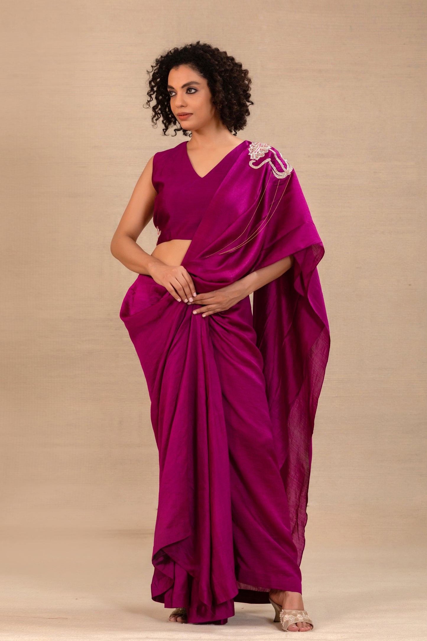 Model in a magenta draped silk saree with embroidered blouse — Eeda Silsila