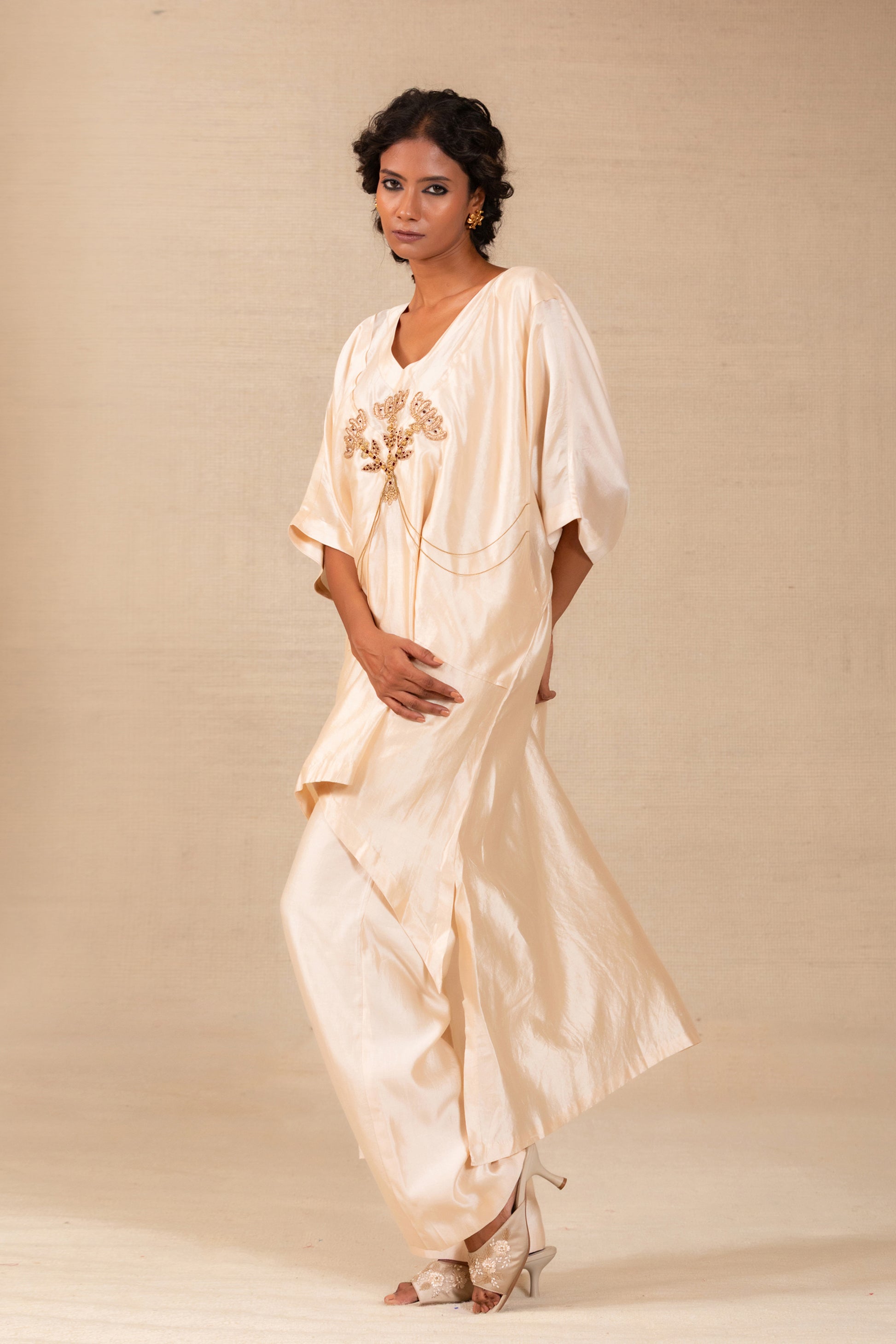 Cream silk Indo-western co-ord set with high-low kaftan kurta and pants — Eeda Silsila