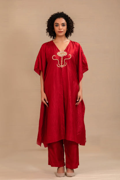 Maroon pure silk kurta set with a flower motif at the neck and straight pants — Eeda Silsila