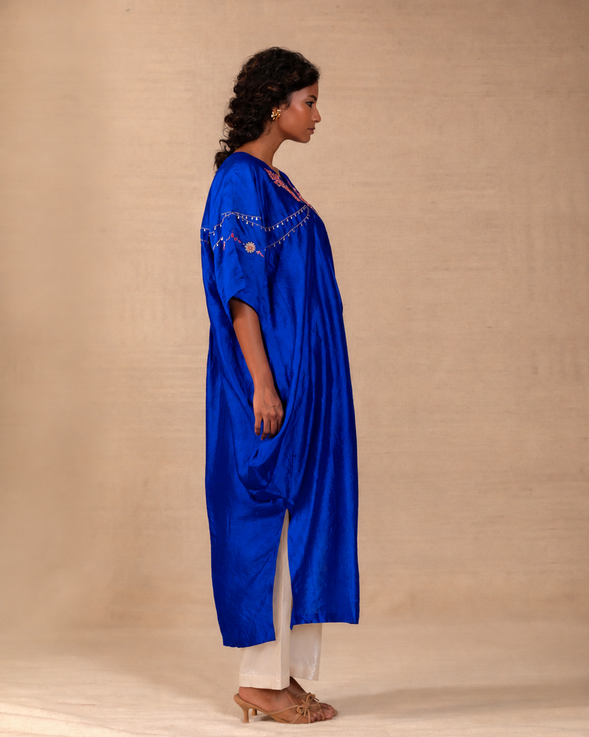 Blue silk Indo-western co-ord kaftan set with centre pleating and pants — Eeda Silsila