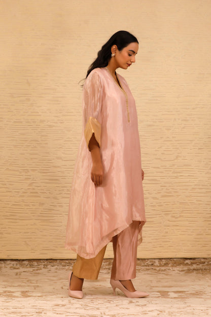 Chamak V-Neck Kurta With Straight Trousers