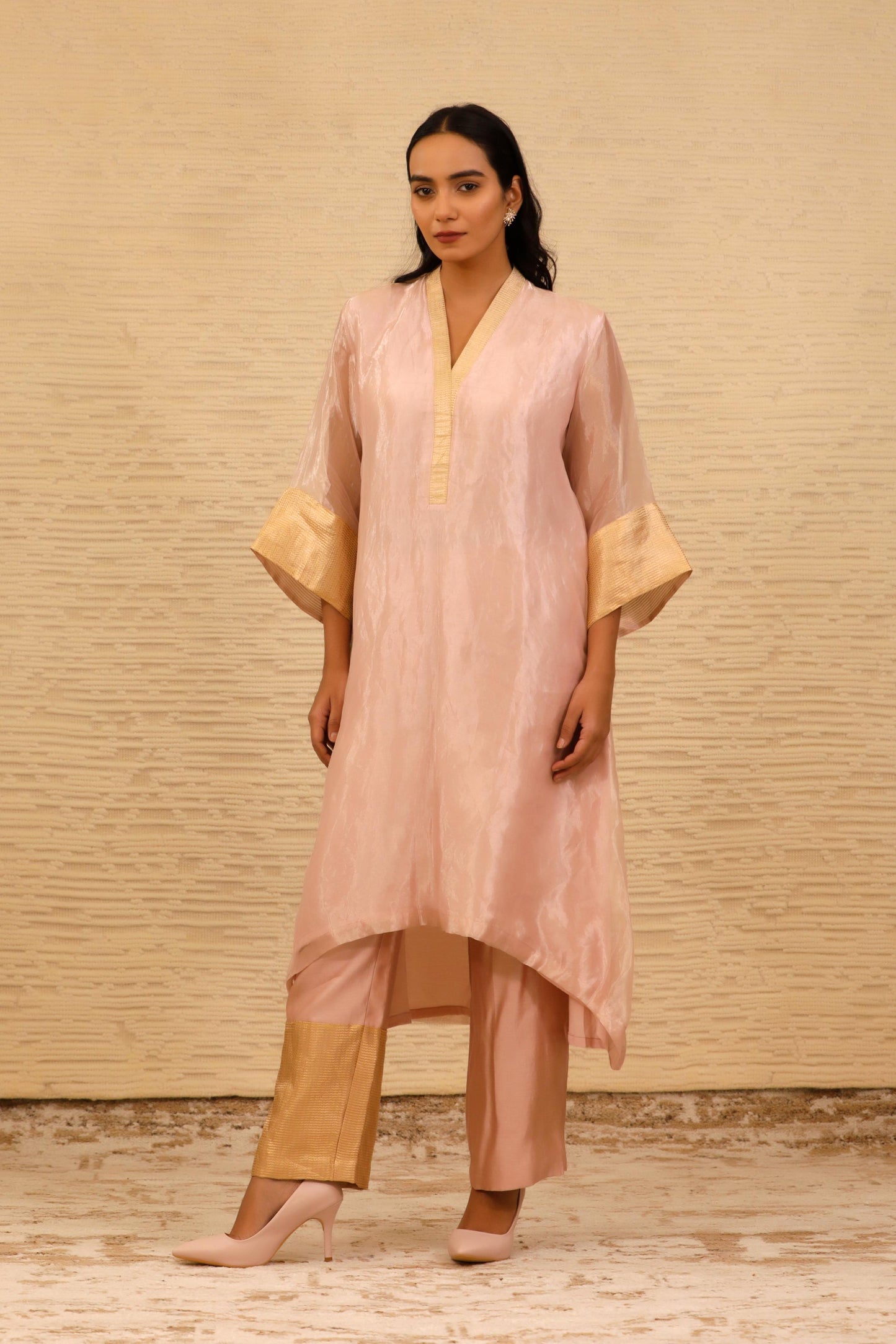 Chamak V-Neck Kurta With Straight Trousers